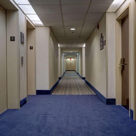 Surestay Plus Hotel By Best Western Chicago Lombard Interiér fotografie