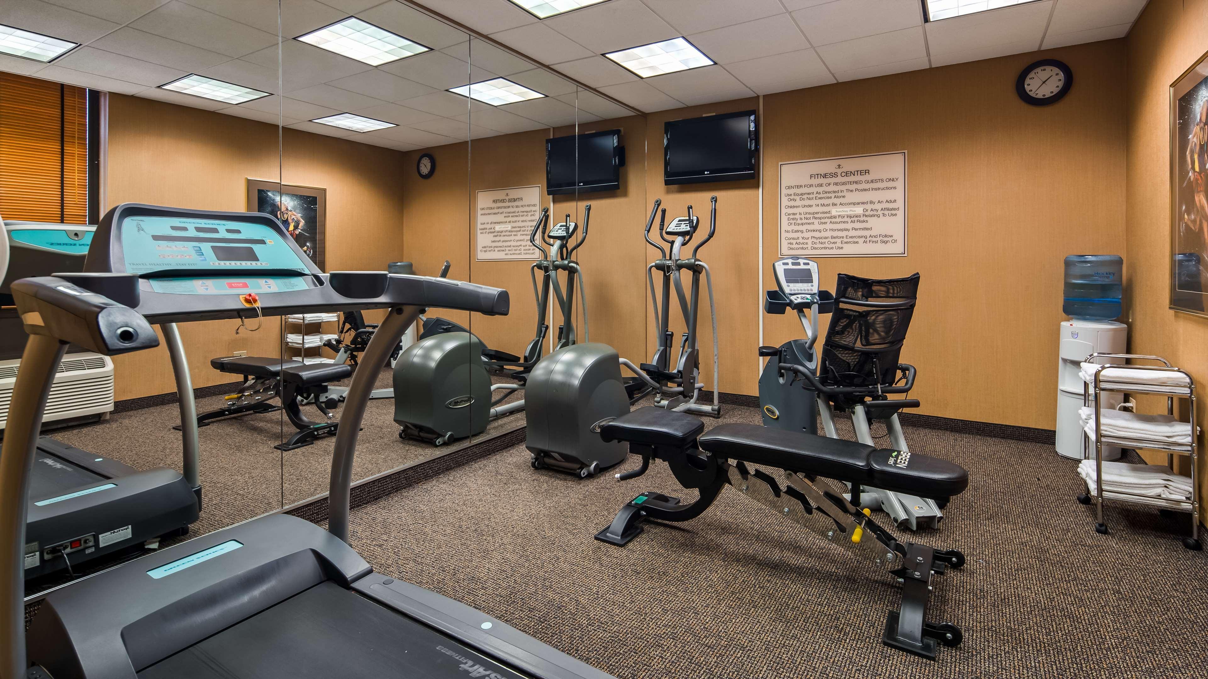 Surestay Plus Hotel By Best Western Chicago Lombard Exteriér fotografie