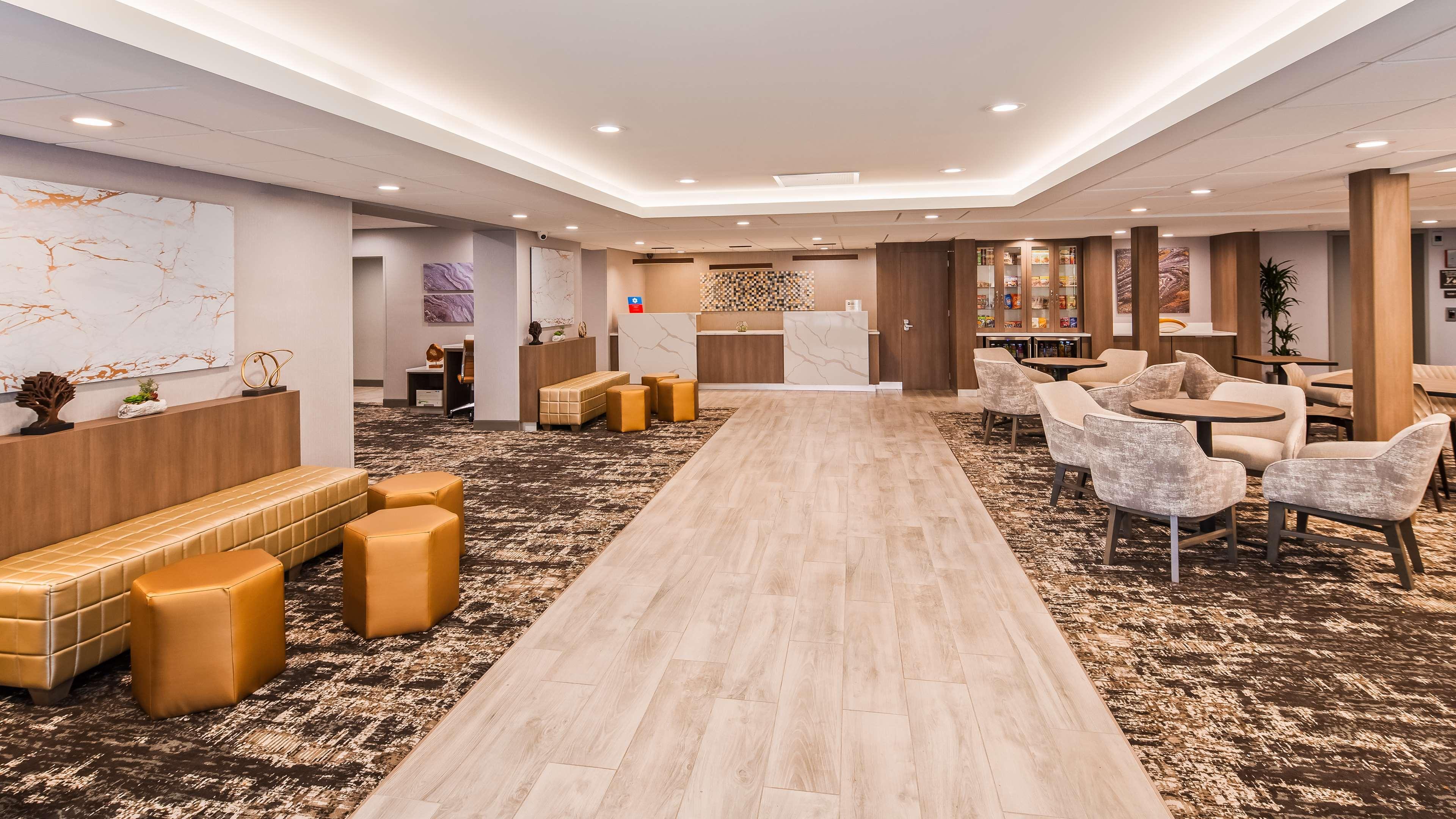 Surestay Plus Hotel By Best Western Chicago Lombard Exteriér fotografie