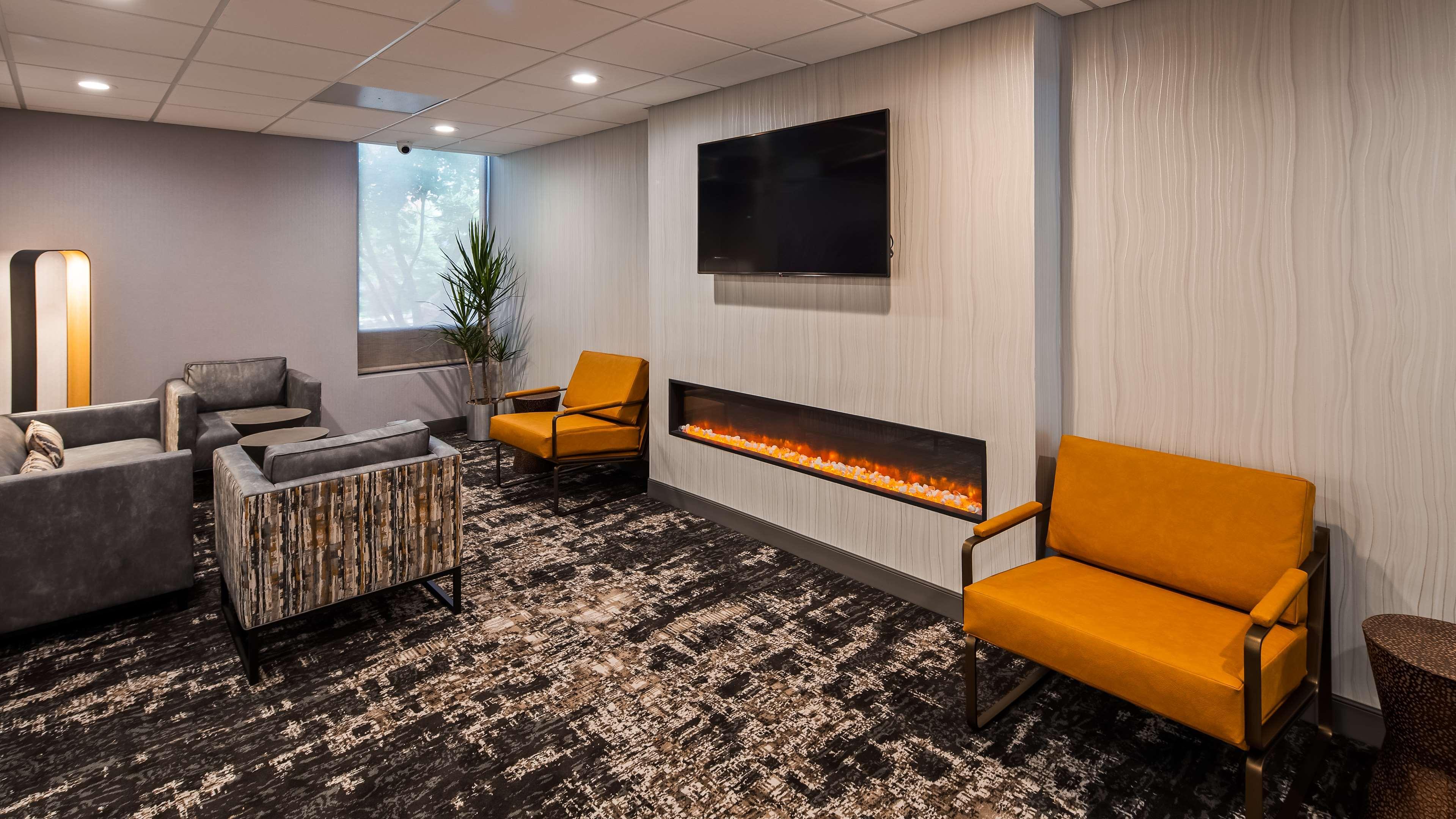 Surestay Plus Hotel By Best Western Chicago Lombard Exteriér fotografie