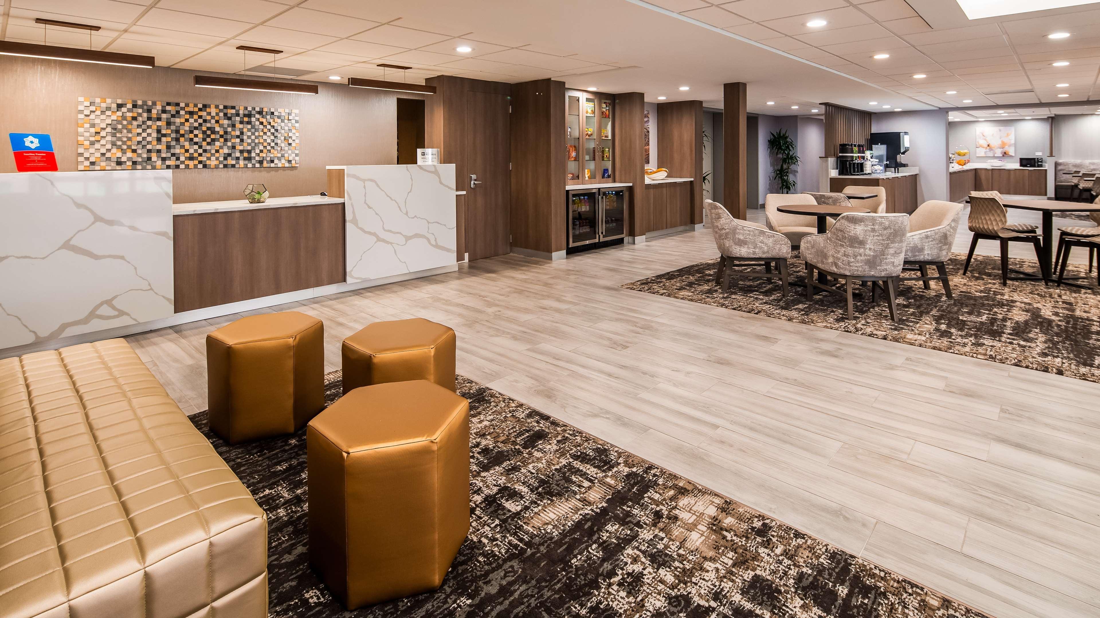 Surestay Plus Hotel By Best Western Chicago Lombard Exteriér fotografie