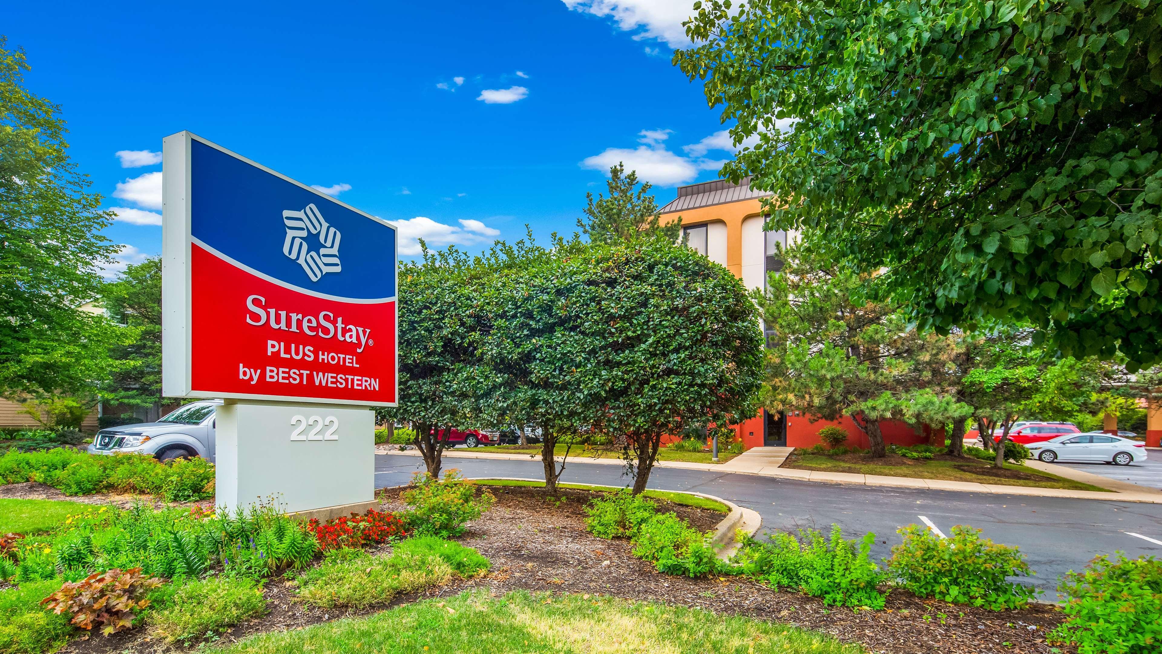 Surestay Plus Hotel By Best Western Chicago Lombard Exteriér fotografie