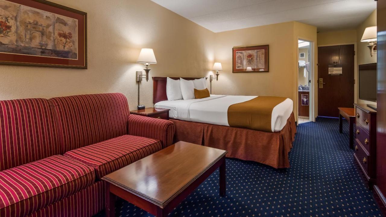 Surestay Plus Hotel By Best Western Chicago Lombard Exteriér fotografie